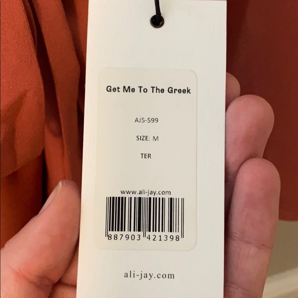 NWT Ali & Jay Off The Shoulder Dress - Picture 7 of 8